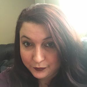 Meet your Posher, Elaina